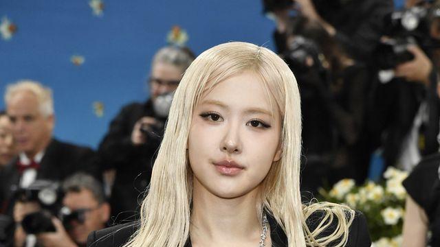 로제, 비밀 연애 고백…“할머니 변장하고 데이트”