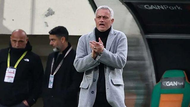 무리뉴는 역시 명장이었다... 챔피언스리그 역사에 길이 남을 경기