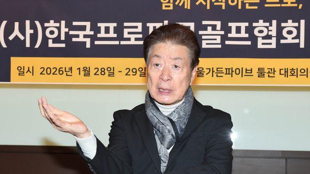 [인터뷰] ‘연기 인생 60년’ 이정길 “파크골프의 프로화에 열성 다할 것”