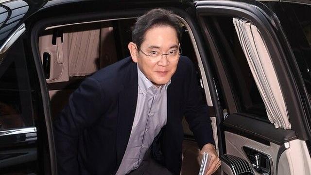 삼성전자, 분기 영업익 20조 ‘새 역사’… 1주당 566원, 1.3조 '배당잔치' 벌인다