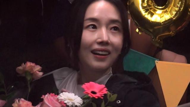 이정현, 청룡 불발 후 ♥남편 이벤트에 눈물…