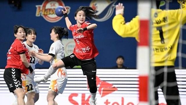 여자 핸드볼 광주도시공사, 인천광역시청 꺾고 6위 도약