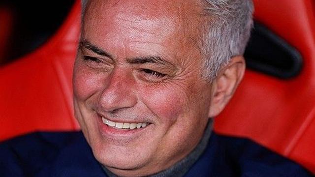 무리뉴 9회말 역전 만루홈런 치나?…'벤피카 기적 승리' 하루 만에→레알+포르투갈 감독설 폭발!