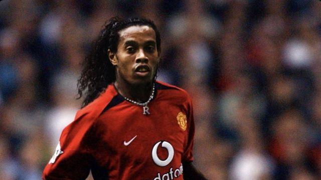 천하의 퍼거슨이 아이처럼 웃었다?...맨유 전설 MF 