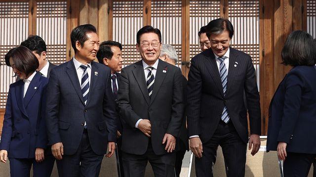 “더불어민주당·조국혁신당 합당 어떻게 보나?” 질문에 '40%'가 보인 반응