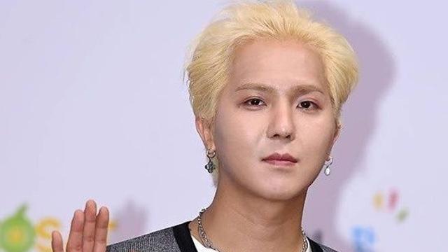 송민호, '병역법 위반' 혐의로 법정 선다…3월 24일 첫 공판