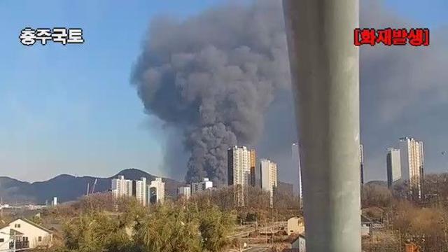 [속보] 음성 공장 대형 화재 현장서 실종자 추정 시신 1구 발견