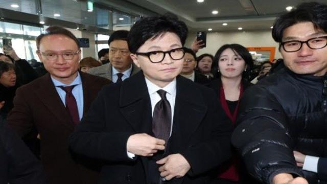 “한동훈 ‘토크콘서트’ R석 79000원?…해괴한 ‘좌석 등급제’”