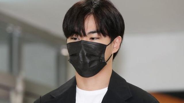 논란 끝에 한국 떠났는데…김민석, 결국 ‘다른 유니폼’ 입고 올림픽 나선다