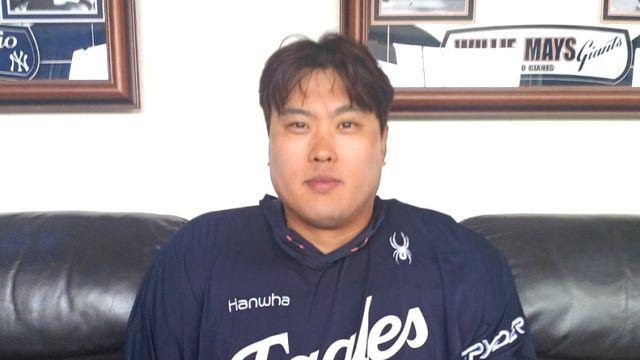 20번째 캠프 류현진 “나도 배울 게 많은데, 문동주가 자꾸 물어본다. 그래서 한마디했다” [IS 멜버른]