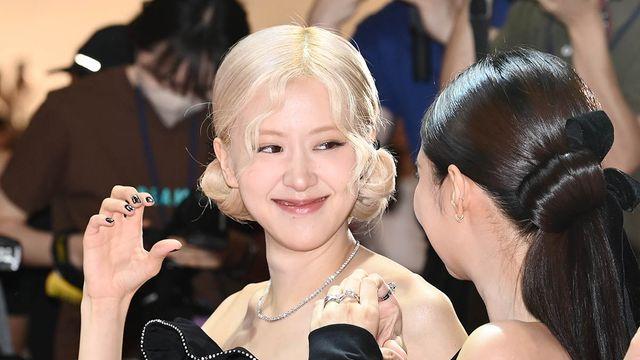 로제, 그래미 본상 노린다…'베스트 팝 듀오·그룹 퍼포먼스' 수상 불발