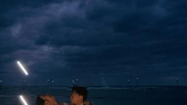 [IS하이컷] ‘강철부대W’ 곽선희, 동성 연인과 로맨틱 순간…웨딩화보 추가 공개