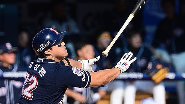 손아섭보다 더 최악이었던 홍성흔, 새삼 대단한 2008년 타격 2위