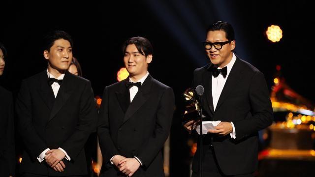 '케데헌' OST '골든' K팝 최초 그래미 수상…로제·캣츠아이 불발