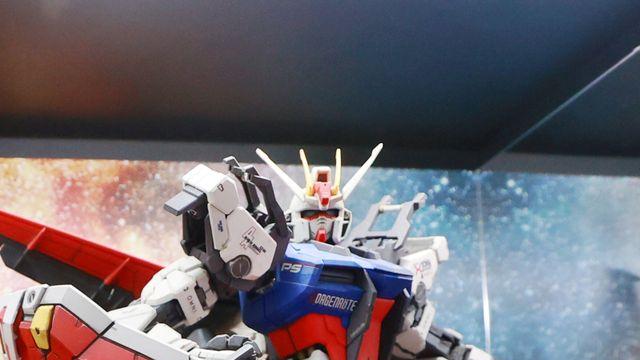 넷플릭스, ‘건담’ 실사 영화 제작…시드니 스위니 출연 [IS해외연예]