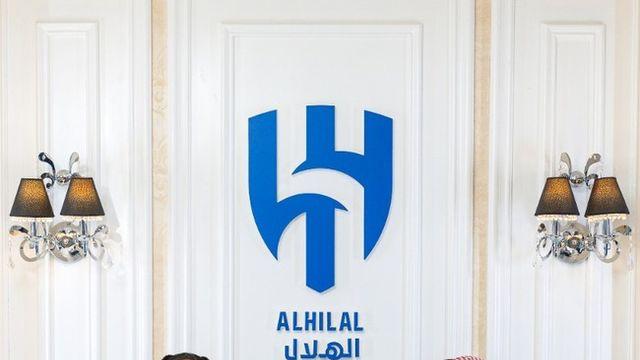 [오피셜] 겨우 ‘2007년생’인데? ‘맨유+첼시+토트넘’ 거절→프랑스 연령별 대표팀 FW, 사우디아라비아 알 힐랄 이적…”3년 반 계약”