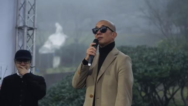 [종합] 구준엽이 입은 코트=27년전 故서희원이 준 선물…눈물의 1주기