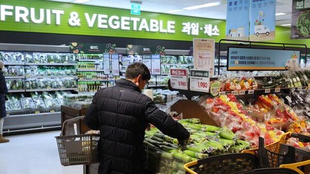 1월 소비자물가 상승률 2.0%…5개월 만에 최저