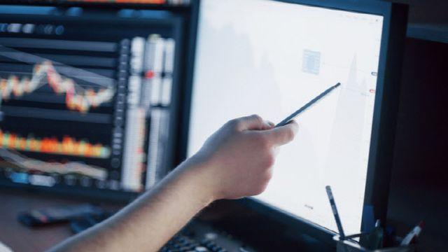 “비상장주식 242배 띄웠다”…7000억 챙긴 기업사냥꾼, 결국