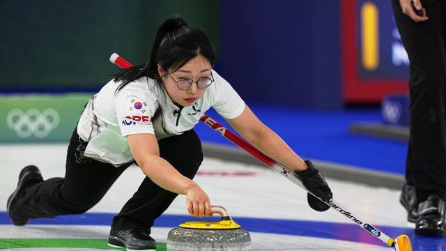 컬링 믹스더블로 열전 돌입, 그런데 정전 사태 등 시작부터 불안 ‘준비 부족?’ [밀라노올림픽]