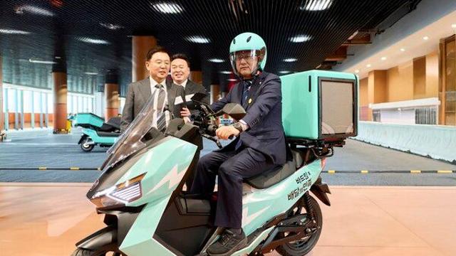 배달의민족-기후에너지환경부, 전기 이륜차 보급 활성화 위해 ‘맞손’