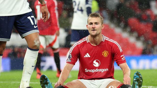 12경기 연속 결장 중인 맨유 센터백, 여전히 복귀 불투명...“허리 부상 회복 기간 예측 어려워”