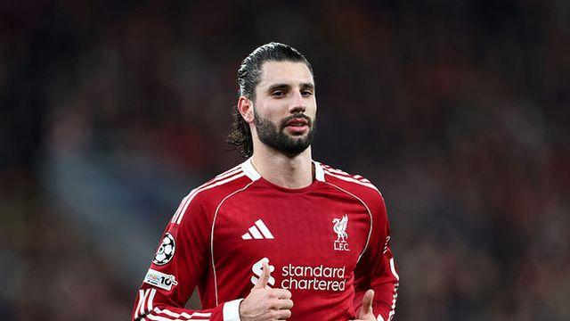 ‘넥스트 제라드’, 리버풀과 재계약 유력하지만, 걸림돌 존재...“라이트백으로 뛰는 것에 불만”