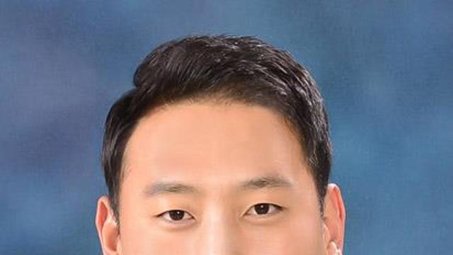 퇴근길 해양경찰관, 김포공항역 흉기난동범 제압했다