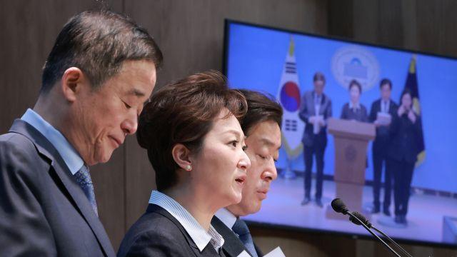 강득구·이언주·황명선 “조국혁신당 합당 문건 공개하라”