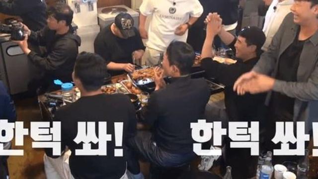 서로 회식값 계산할려는 캡틴택과 장PD