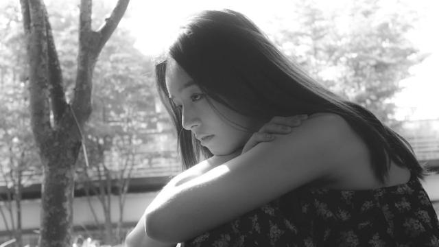 KCM 아내, 韓 올리비아 핫세였다…♥남편도 모르는 '20대 사진' 대방출 [★해시태그]