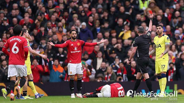 토트넘 역대 최고 레전드 손흥민도 가만 있었는데...로메로, 보드진 저격하더니 퇴장