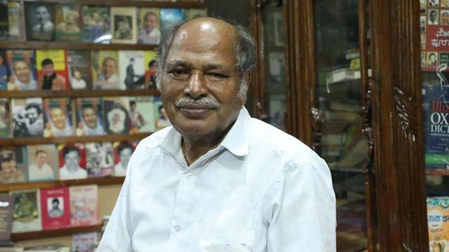 은퇴한 인도 공장 노동자가 200만권의 도서관을 만든 이유