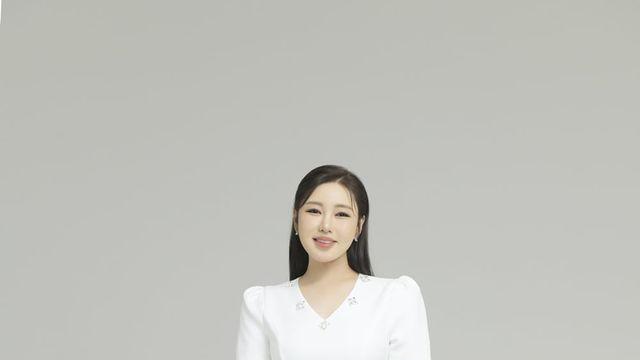 송가인, 스타랭킹 女트롯 1위 독주…234주 연속 '부동의 퀸' 등극