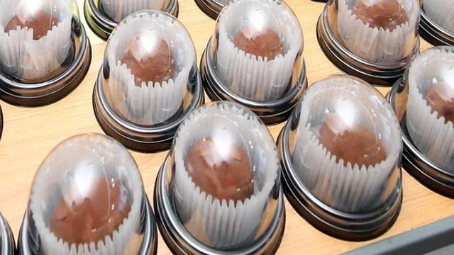 1시간 30분 줄 선 남친 vs 무심한 남친... '두쫀쿠 이별' 논란 폭발