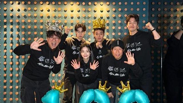 왕관 쓴 장항준·박지훈…'왕과 사는 남자', 5일 만에 초고속 '100만' 돌파