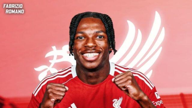 '이럴 수가!' 1000억 들였는데 수술 위기…리버풀, 자케 완전 영입 전에 초대형 악재