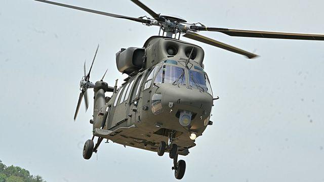 [속보] 경기 가평군에서 군 헬기 추락…인명 피해 확인 중