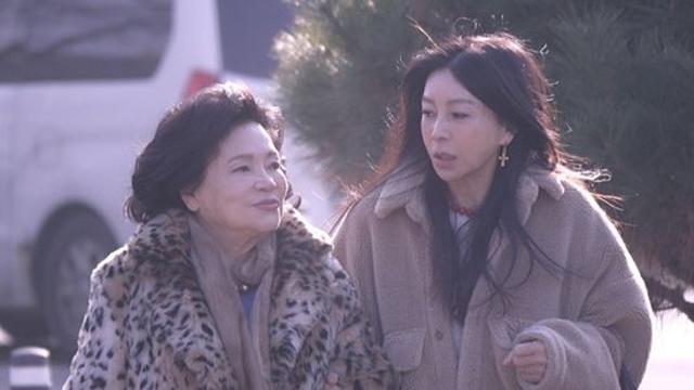 '63세' 황신혜, 경제권 없다…