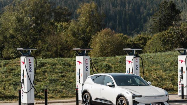 테슬라 슈퍼차저도 편하게 쓴다! 폴스타 차지 서비스 사용자 5만 명 육박