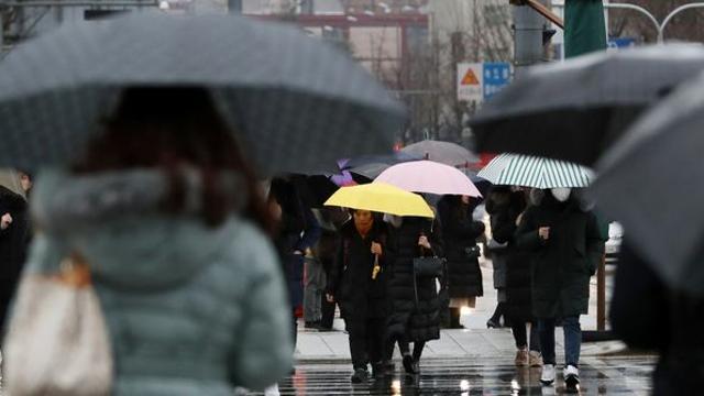 출근길 눈·비 지나면 오후엔 맑아진다…이번 설 연휴 날씨는?