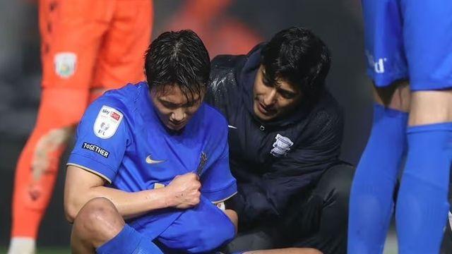 홍명보호 초비상? '박용우+원두재' 이탈했는데…백승호마저 어깨 부상→전반 15분 만에 교체 OUT