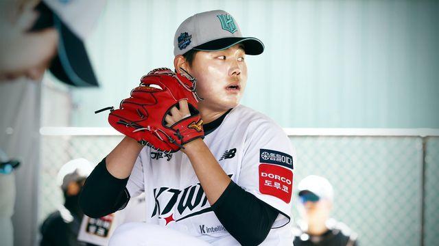 “내가 원하는 곳에 더 정확하게” 투구 완성도 높이는 KT 소형준의 더하기·빼기 [SD 베이스볼 피플]