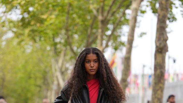 올봄엔 바지 끝단을 이렇게 만드는 게 유행입니다