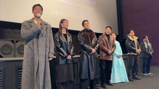 박정민 무스탕→신세경 한복 스크린 찢고…‘휴민트’ 무대인사 등장