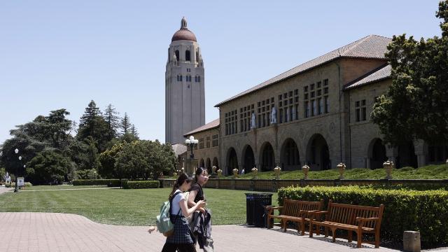 매주 연애상대 소개하는 스탠퍼드판 '페북' 화제…10개대로 확산