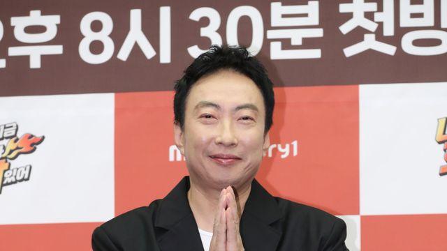 진짜 ‘두쫀쿠’ 유행 끝났네... 박명수도 “이제 남아돈다더라” (라디오쇼)