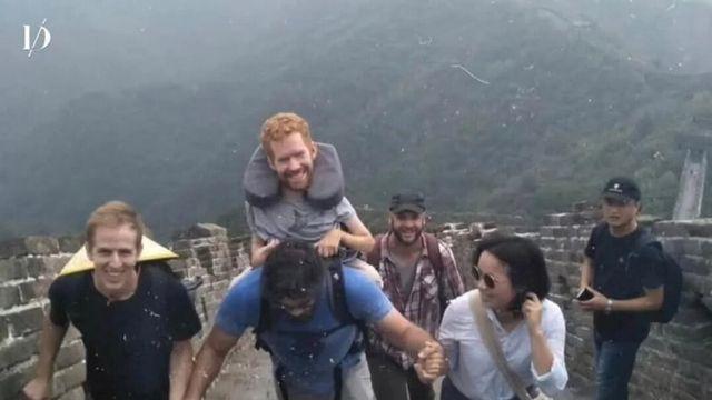 장애가 있는 친구를 위해 세상을 보여준 친구들