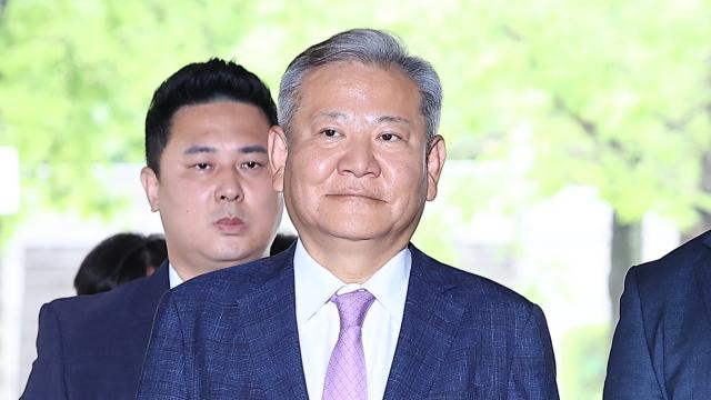 [속보] 법원, 내란범 '충암파' 이상민에 1심 징역 7년 선고