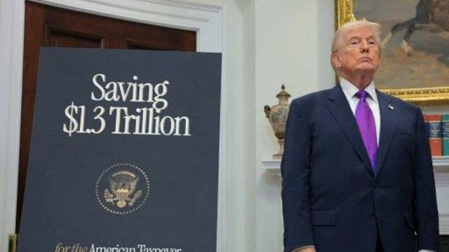 트럼프, 온실가스 규제 근거 폐지…차량 배출 기준도 없애